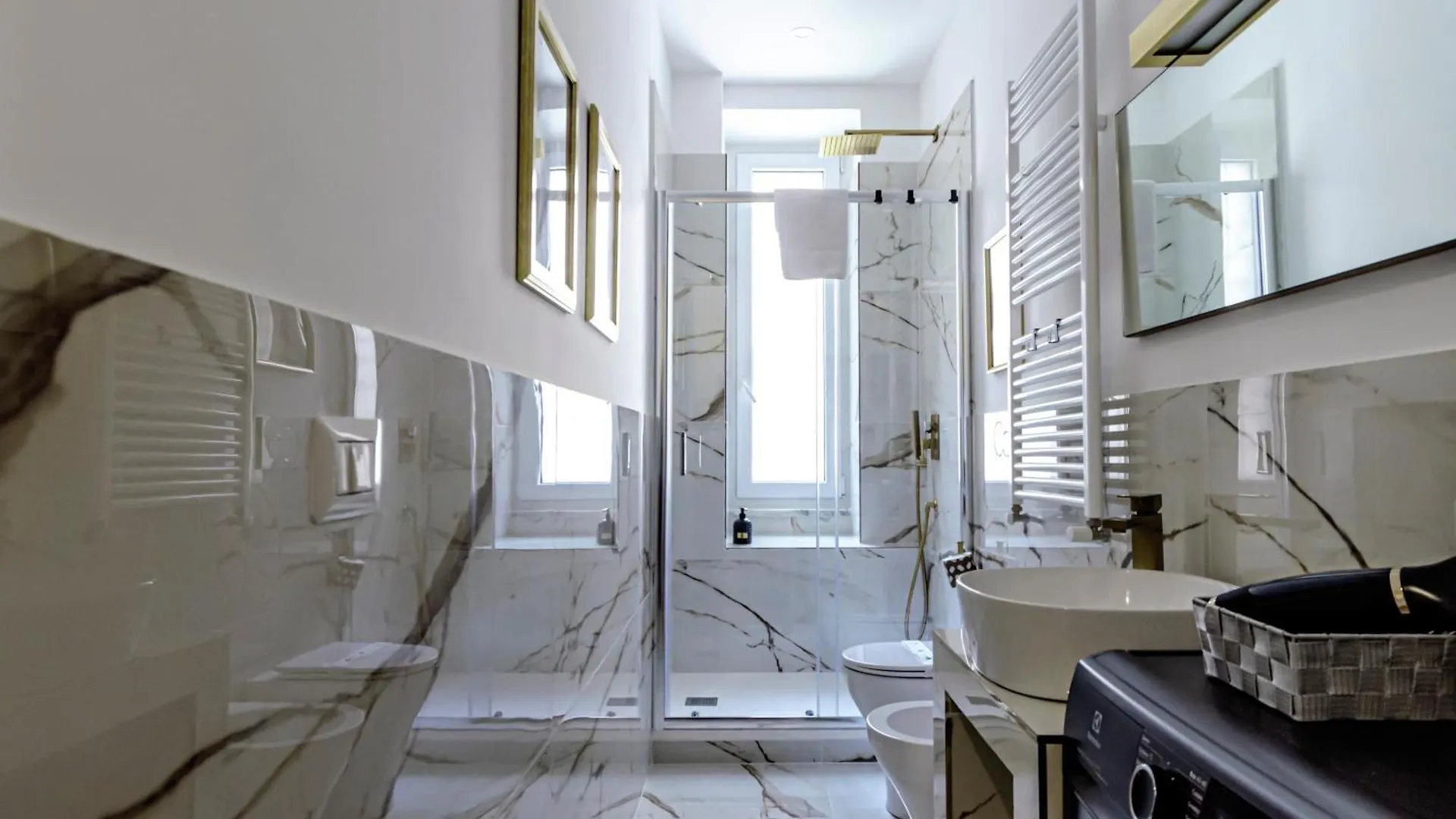 Amoe - Eleganza E Storia Nel Cuore Di Roma Apartment