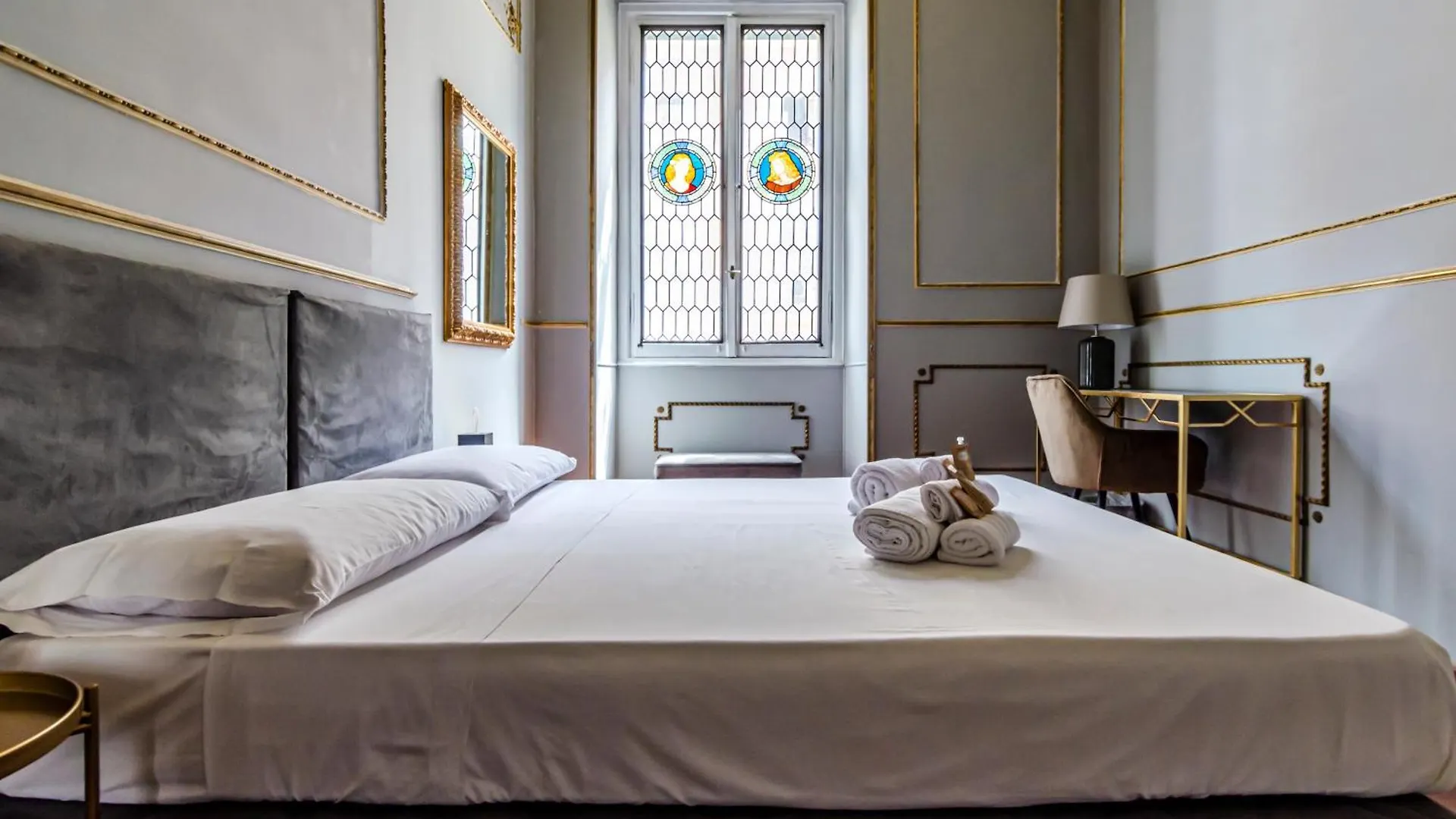 Appartamento Amoe - Eleganza E Storia Nel Cuore Di Roma Italia